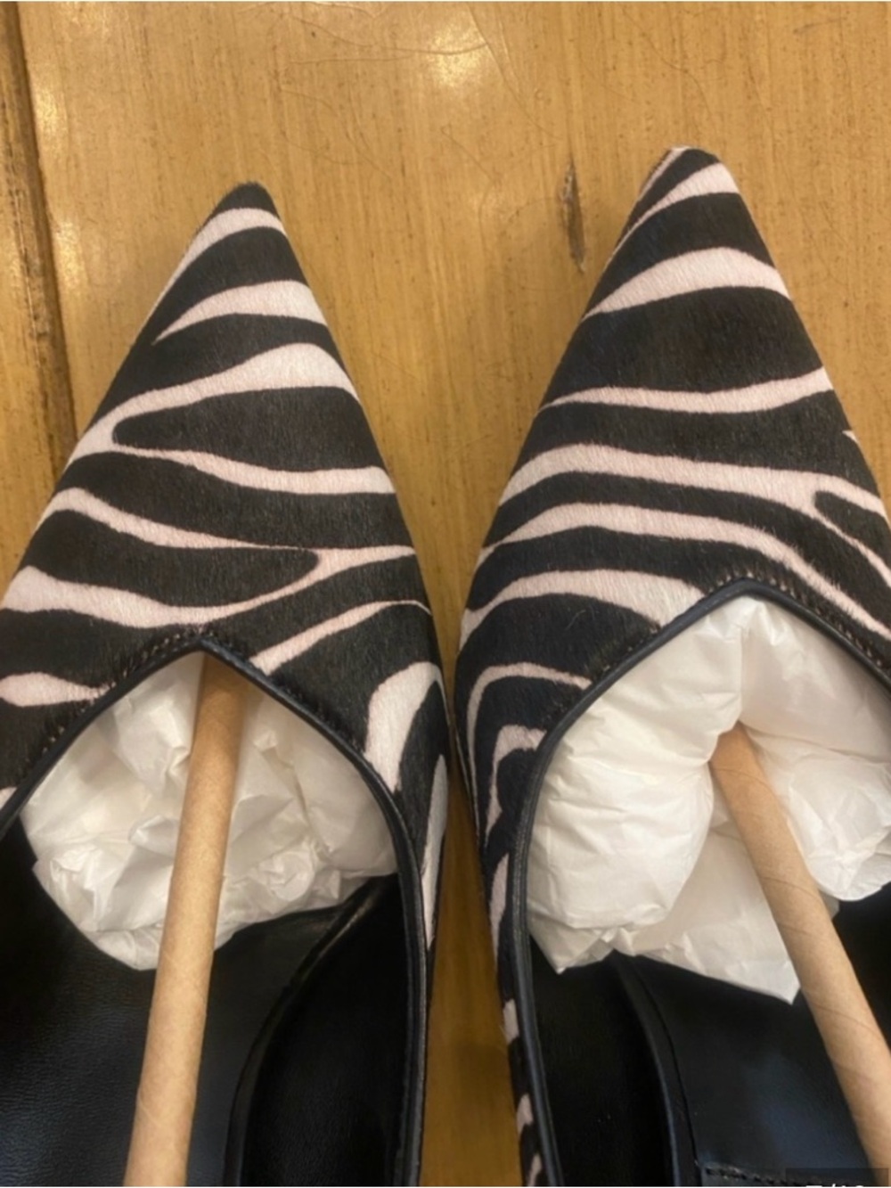 Michael Kors Women’s Zebra Print Pointed Toe Stiletto Leather Pumps NEW size 8. - Picture 7 of 12